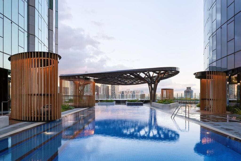 Luxury 3 Bed 2 Bath + Car Park At Melbourne Square — Photos 3